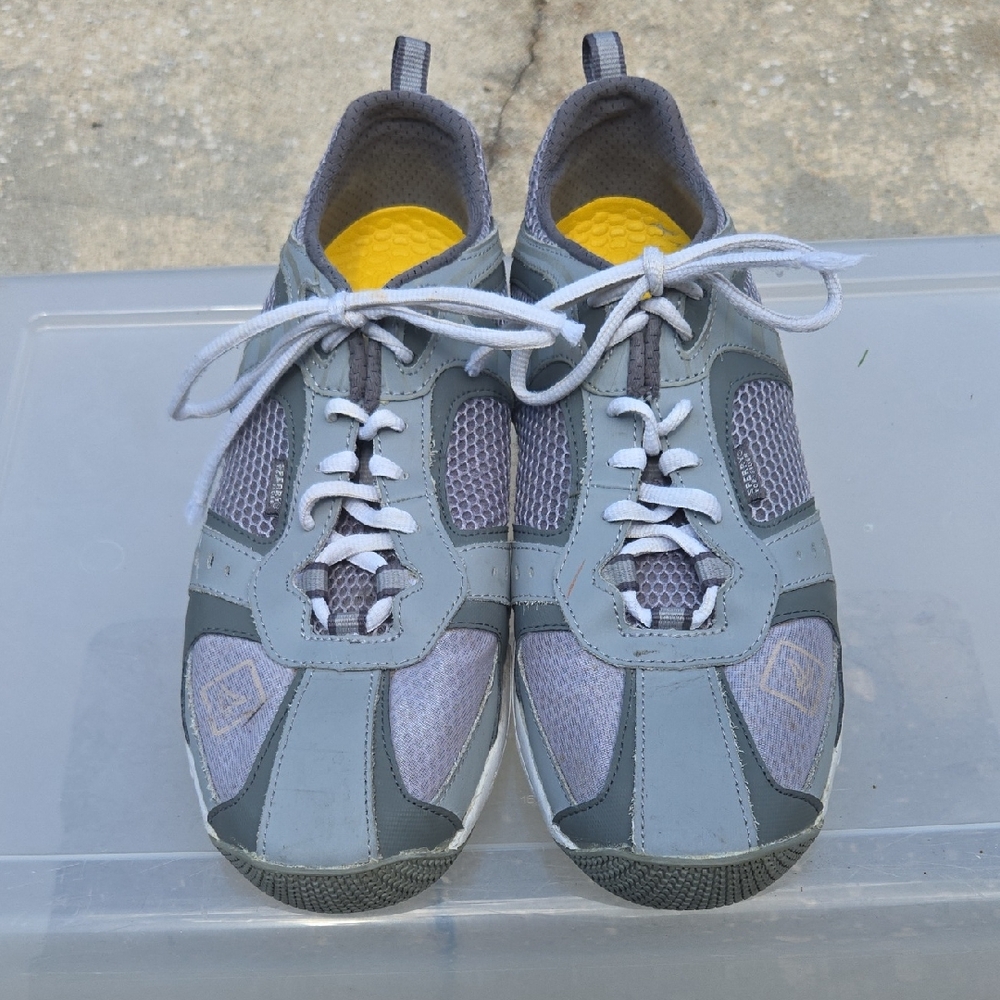 Sperry Gray and Light Purple Mesh Sneakers